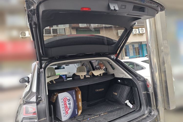 Used Volkswagen Tayron 2023 280TSI Two-Wheel-Drive Luxury Plus Advanced Version
