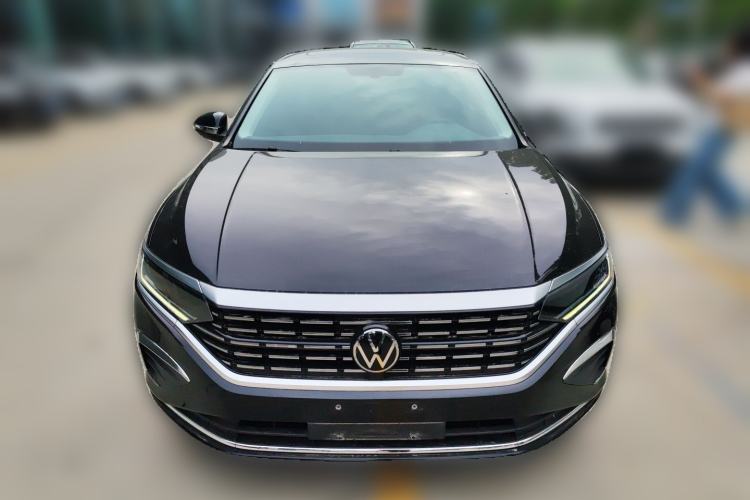 Used Volkswagen Passat 2024 380TSI Dragon Edition Front