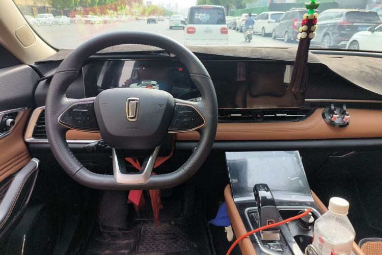 Used Bestune T99 2022 20TD Automatic Luxury Edition Steering Wheel