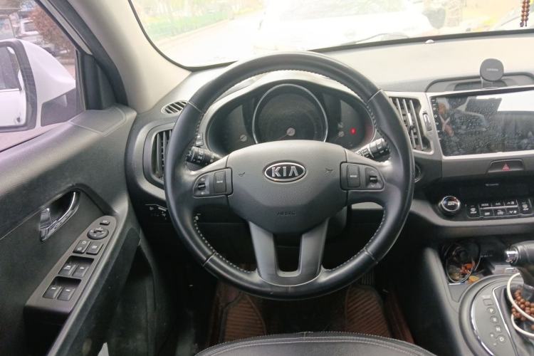 Used Kia Sportage R 2014 2.0L Automatic Two-Wheel Drive DLX Steering Wheel