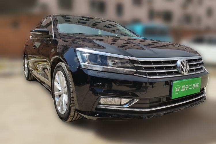 Used Volkswagen Passat 2016 330TSI DSG Prestige Edition Front Right 45 Deg