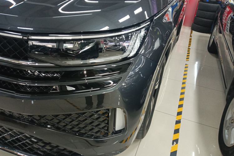 Used Volkswagen Tavendor 2024 380TSI All-Wheel Drive R-Line Cruise Edition