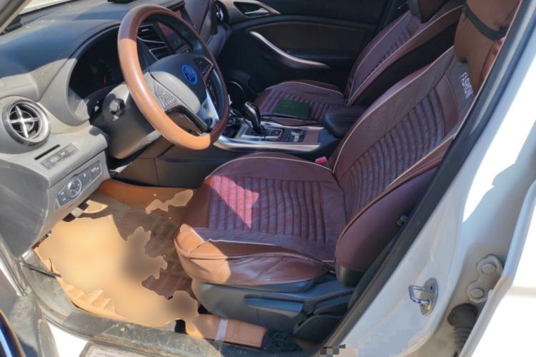 Used BYD Song New Energy 2017 Song DM 1.5TID All-Wheel Drive Luxury Model Left Front Seat