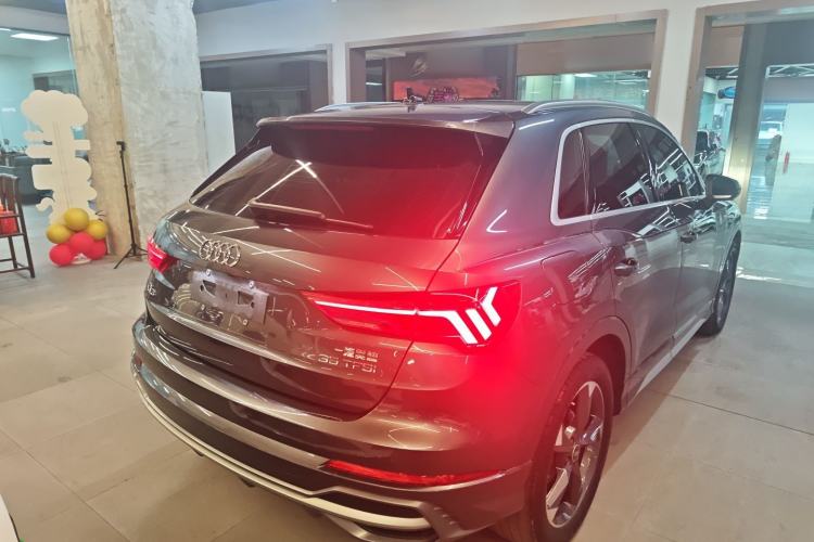 Used Audi Q3 2023 35 TFSI Fashion Dynamic Model (1.5T)