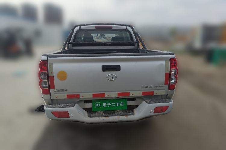 Used Great Wall Wingle 5 2017 2.4L European Version Gasoline Two-Wheel Drive Entry-Level Big Double Cab 4G69S4N