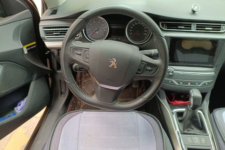 Used Peugeot 408 2016 1.6T Automatic Luxury Edition Steering Wheel