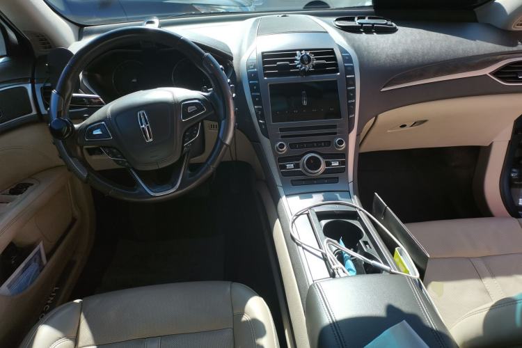 Used Lincoln MKZ 2018 2.0T Luxury Edition
