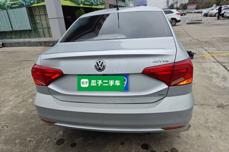 Used Volkswagen Jetta 2019 Dream Edition 1.5L Manual Fashion Version