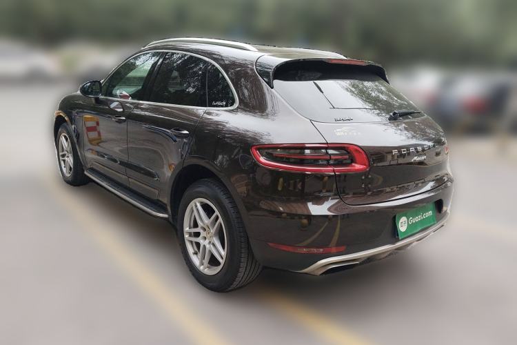 Used Porsche Macan 2017 Macan 2.0T Rear Left 45 Deg