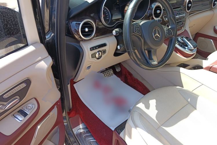 Used Mercedes-Benz V-Class 2016 V 260 L Prestige Extended Edition
