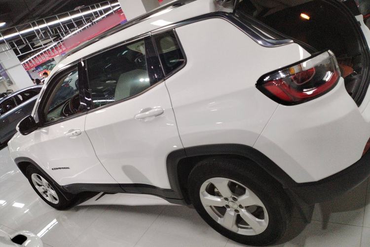 Used Jeep Compass 2020 220T Automatic Leading Edition