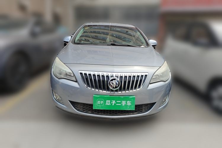 Used Buick GT 2012 XT 1.6L Automatic Fashion Edition Front