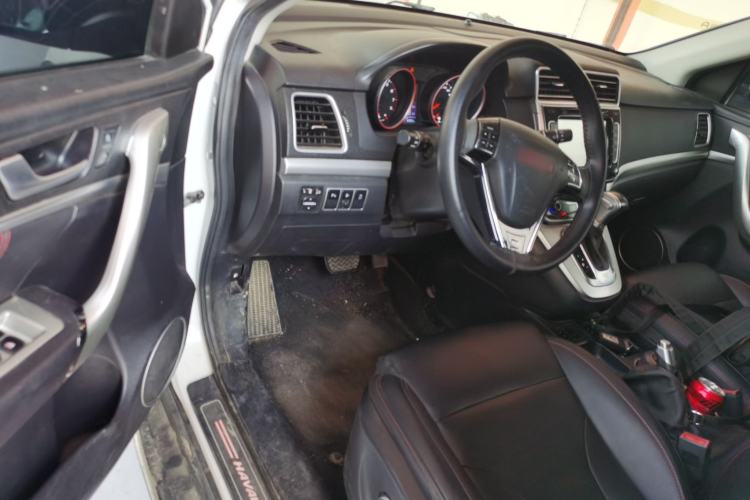 Used Haval H6 2015 Sport Edition 1.5T Automatic Two-Wheel Drive Luxury Model Driver Seat