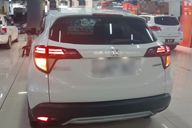 Used Honda Vezel 2015 1.8L CVT 2WD Luxury Model