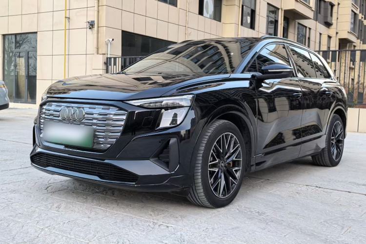 Used Audi Q5 e-tron 2023 40 e-tron Starry Edition Mecha Kit