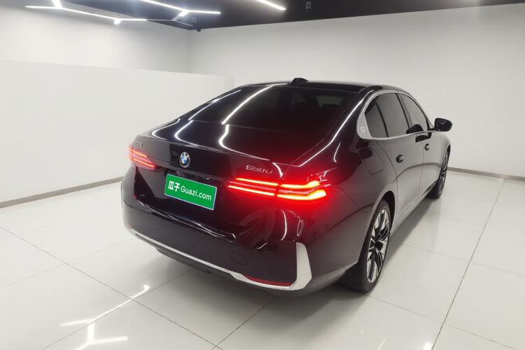 Used BMW 5 Series 2025 530Li Leading Edition Luxury Package Rear Right 45 Deg