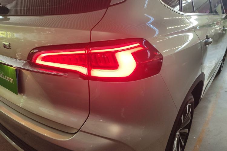 Used Roewe RX5 MAX 2019 300TGI Automatic 4G Connect Luxury Edition
