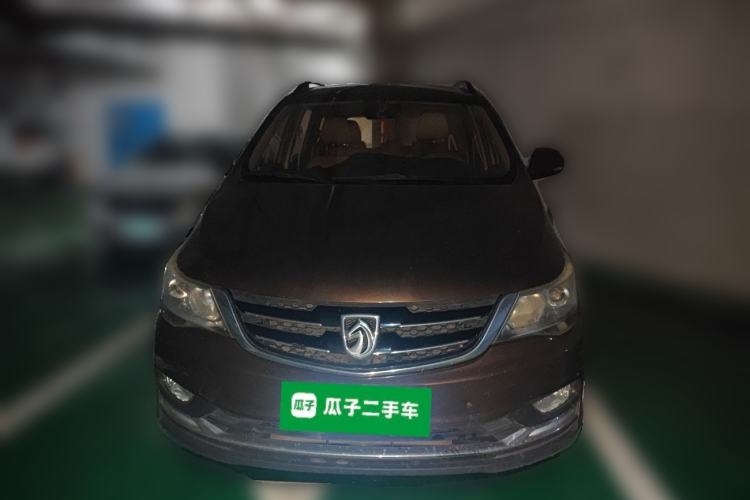 Used Baojun 730 2015 1.8L Manual Comfort ESP Version 7-seater
