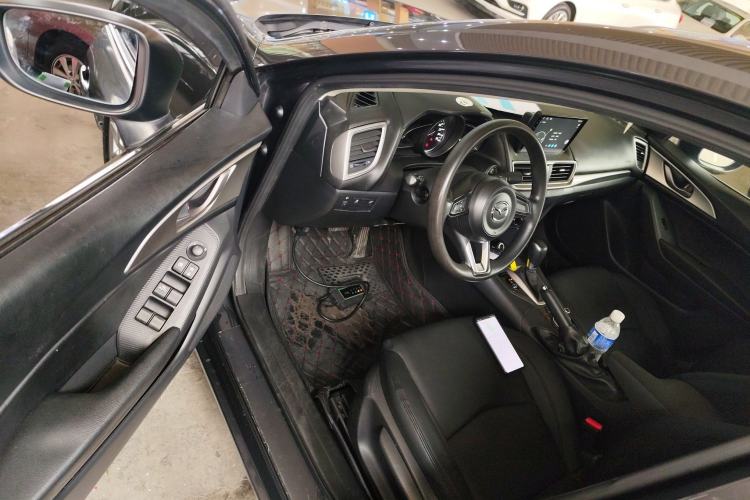 Used Mazda Mazda 3 Axela 2017 Sedan 1.5L Automatic Comfort Model Emission Standard China V
