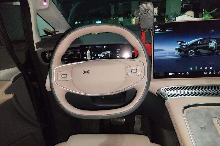 Used XPeng X9 2024 610 Long-Range Pro
