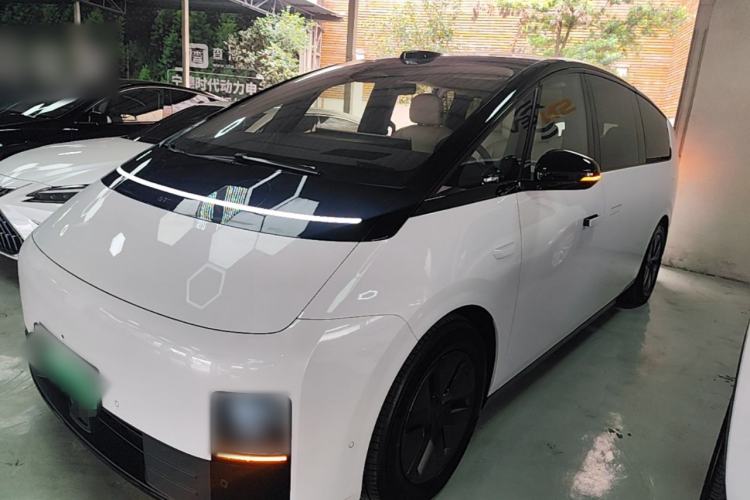 Used Li Auto MEGA 2025 Home Family Special Edition