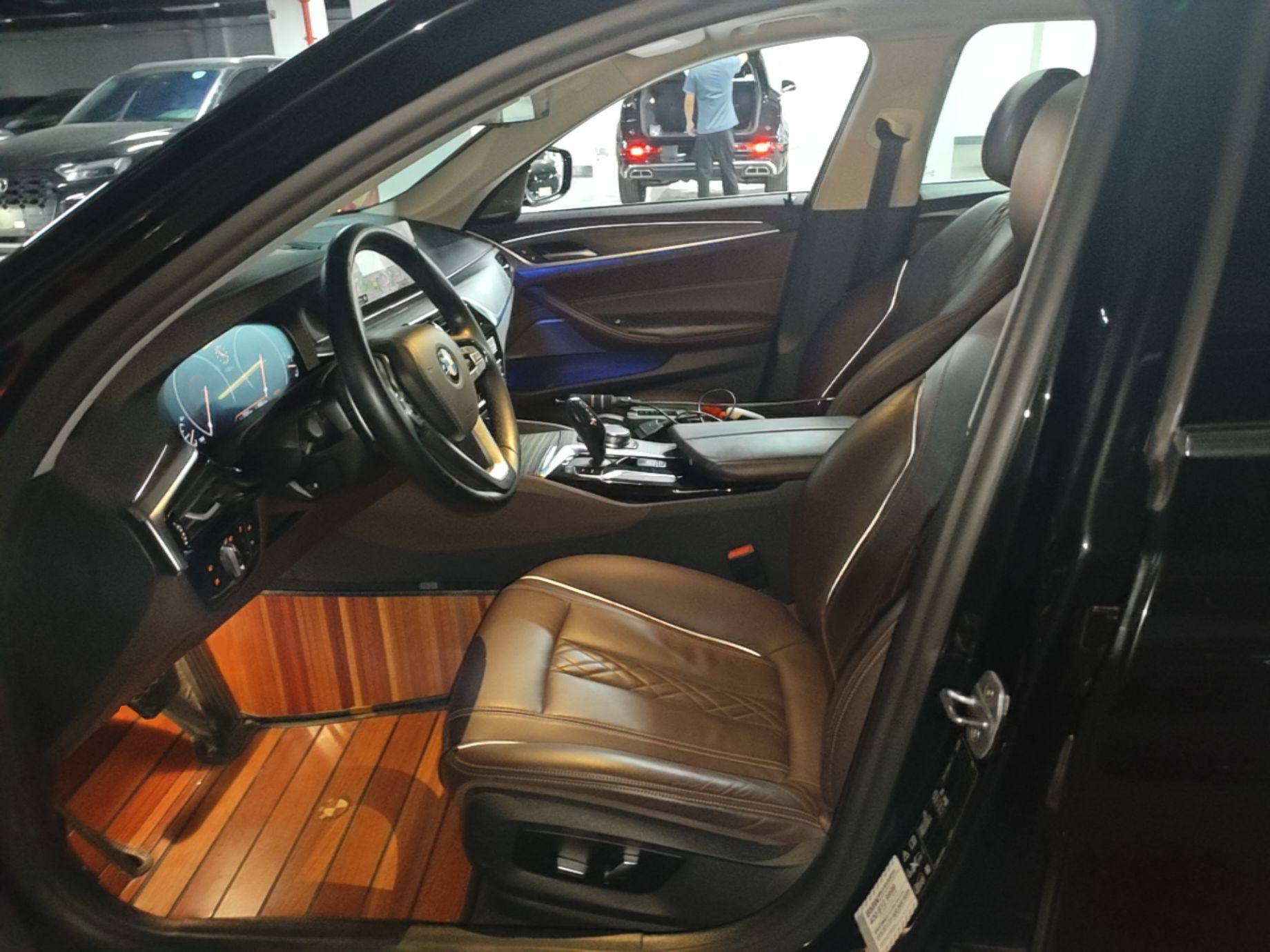 Interior delantero