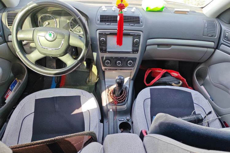 Used Skoda Octavia 2012 1.6L Manual Yijie Edition