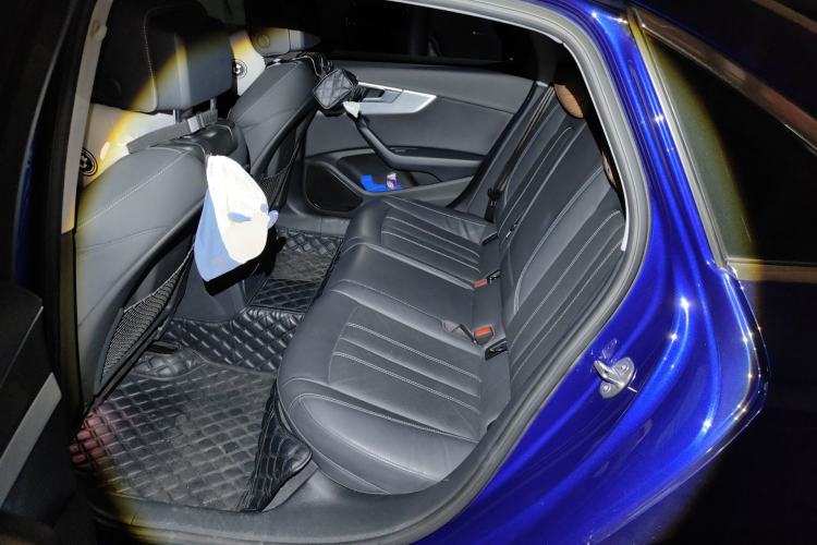 Used Audi A4L 2020 40 TFSI quattro Luxury Dynamic Model Left Rear Seat