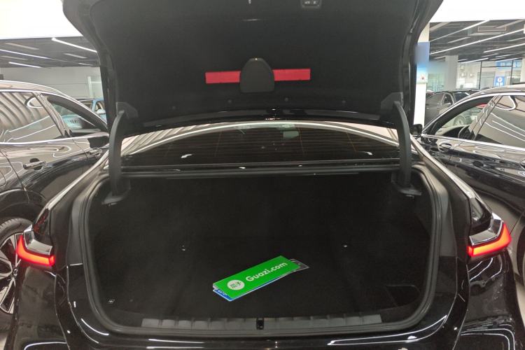 Used BMW 7 Series 2023 735Li M Sport Package