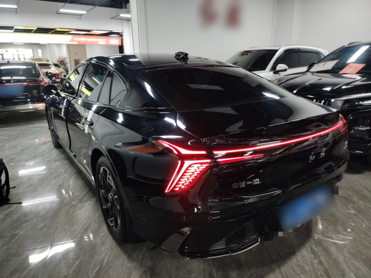 Hongqi H6 2023 2.0T Zhiyi Version — снимка 4