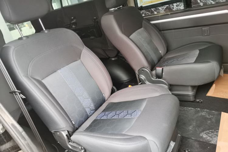 Used FORTHING Lingzhi 2023 M5L 1.6L Comfort Edition 7-Seater