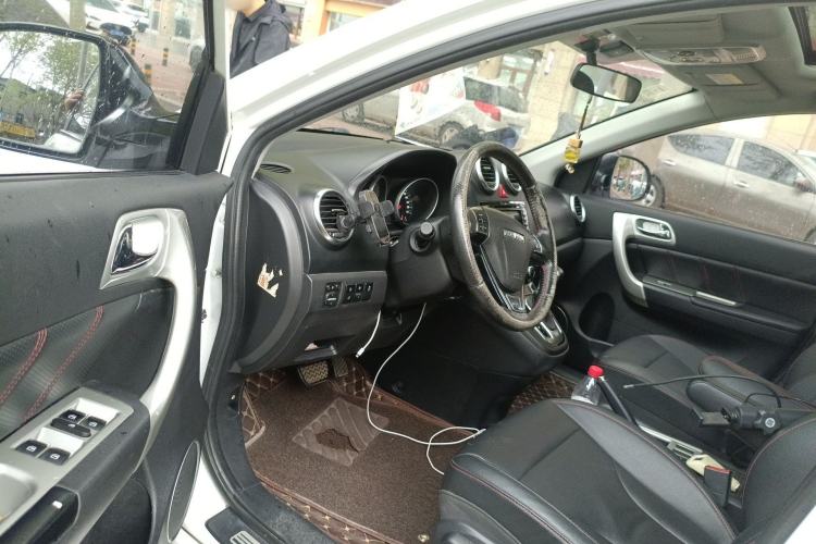 Used Haval H6 2016 Upgraded Model 1.5T Automatic Two-Wheel Drive Elite Version
