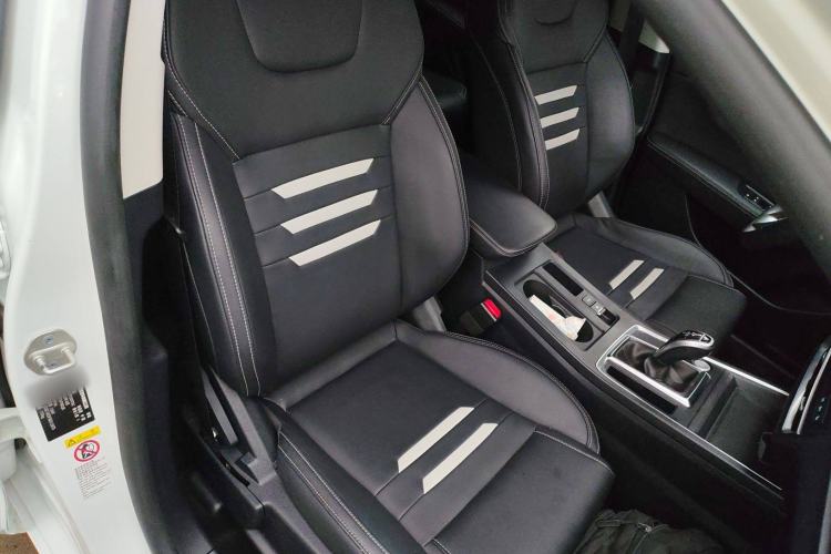 Used BYD Qin Pro 2019 Super Edition 1.5TI Automatic Smart Connect Dynamic Model China VI Standard
