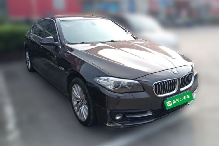 Used BMW 5 Series 2014 520Li Elegant Model
