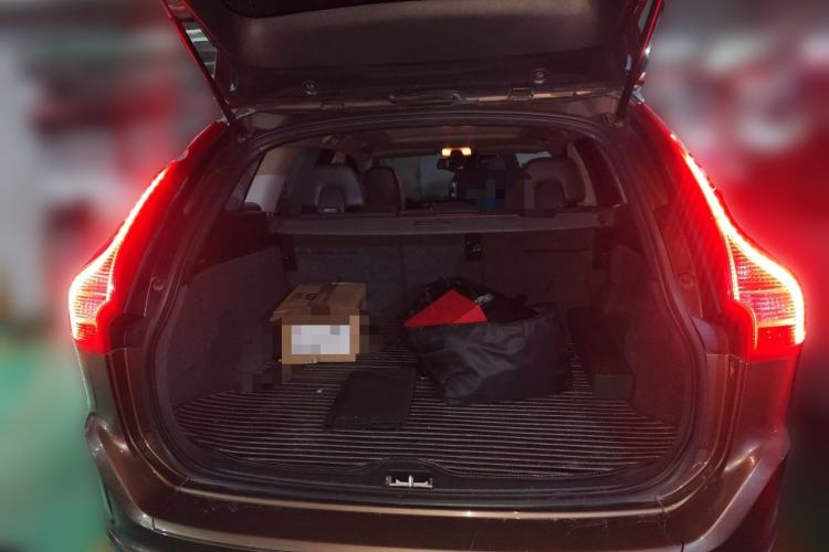 Used Volvo XC60 2017 T5 AWD Smart Upgrade Edition
