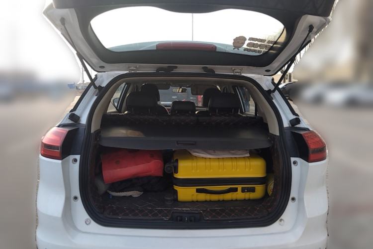 Used Geely Auto Emgrand X7 Sport 2016 2.0L Manual ZhiShang Version
