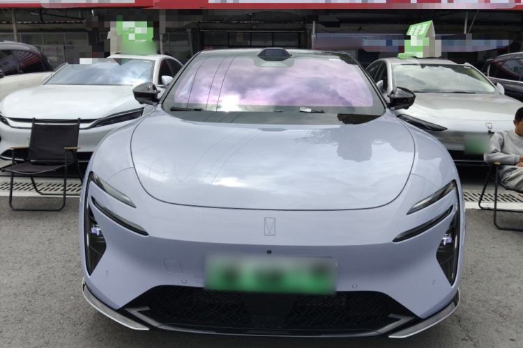 Used Avatr 06 2025 Max Extended-Range Edition Front