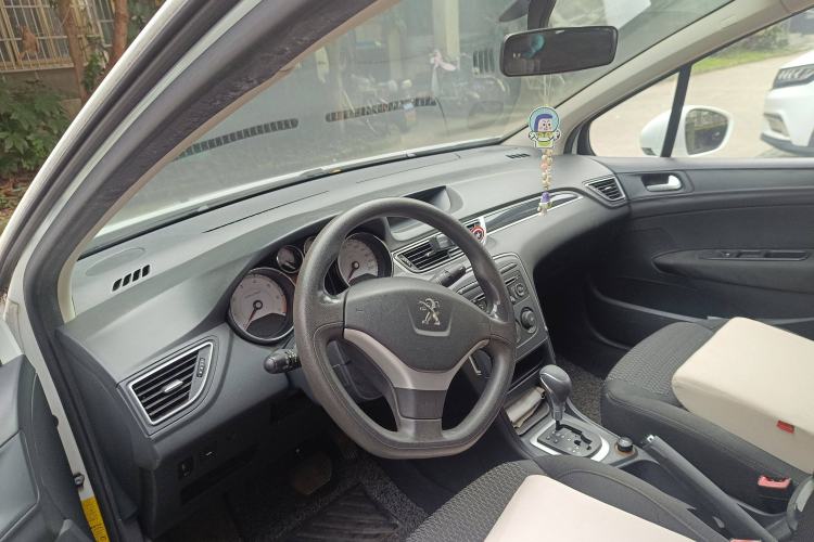 Used Peugeot 308 2012 1.6L Automatic YouShang Model
