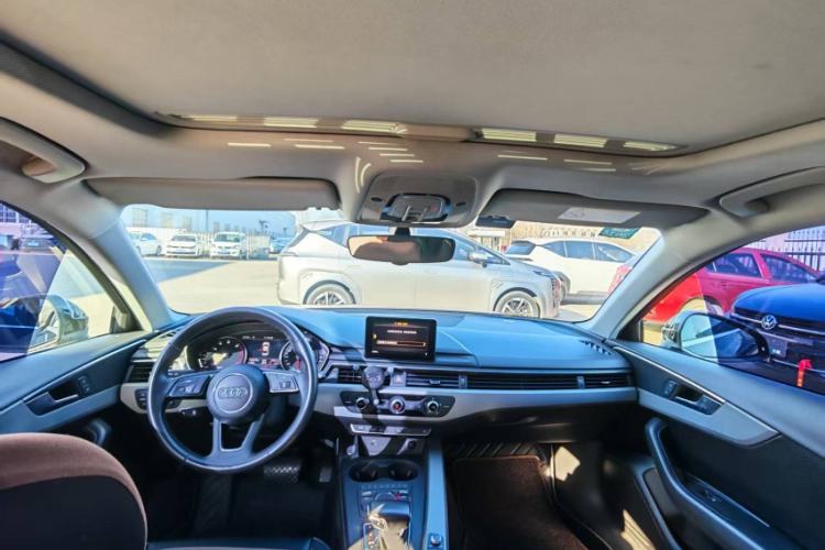 Used Audi A4L 2018 30th Anniversary Edition 40 TFSI Trendy Model