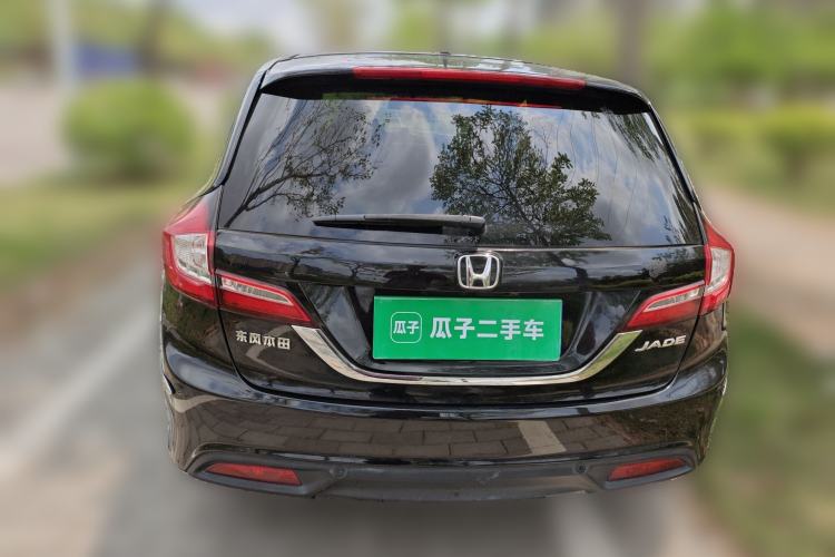 Used Honda Jade 2013 1.8L automatic Comfort version 5 seats Rear