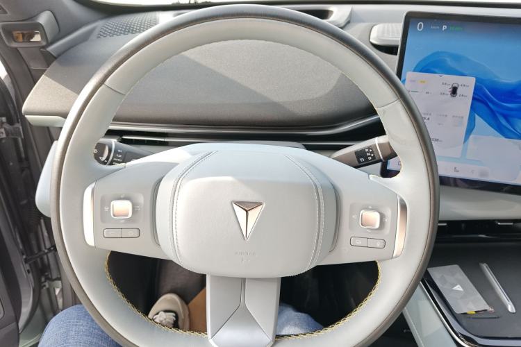 Used Deepal S05 2024 510 Ultra Pure Electric Version Steering Wheel