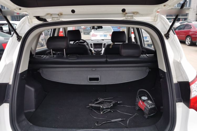 Used CHANGAN CS35 2016 1.6L Manual Luxury Model China V Standard