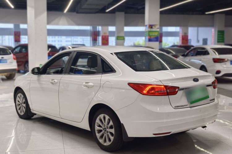 Used Ford Escort 2015 1.5L Automatic Fashion Model
