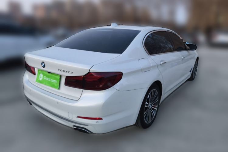 Used BMW 5 Series 2018 Facelifted 530Li xDrive Luxury Package
