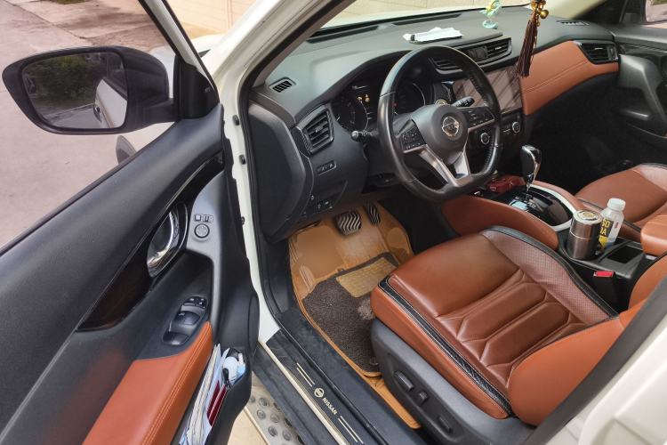 Used Nissan X-Trail 2019 2.0L CVT Comfort Edition 2WD Driver Seat