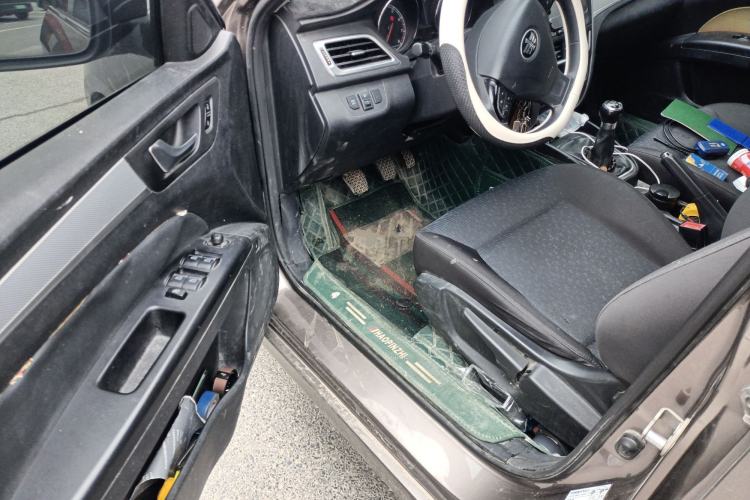 Used Bestune B30 2016 1.6L manual luxury version