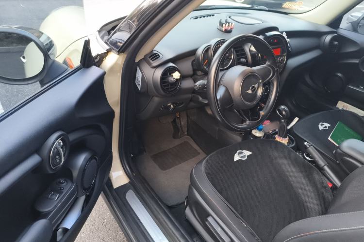 Used MINI 2014 1.2T ONE
