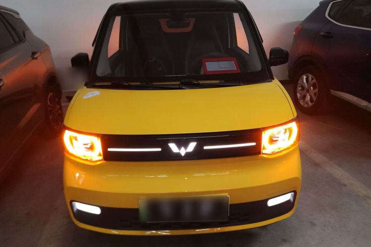 Used Wuling Hongguang MINIEV 2022 Macaron Premium Model – Lithium Iron Phosphate
