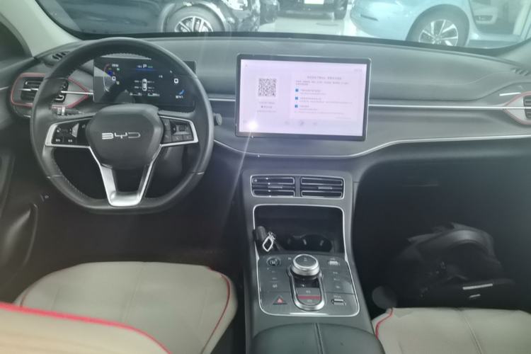 Used BYD Destroyer 05 2023 Champion Edition DM-i 55KM Luxury Model Center Console