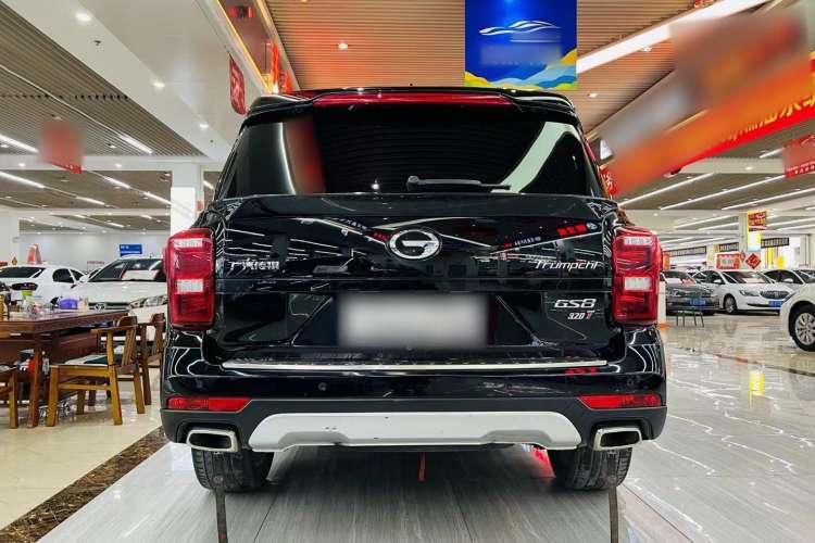 Used GAC Trumpchi GS8 2017 320T Two-Wheel Drive Luxury Smart Connectivity Version (7 Seats)